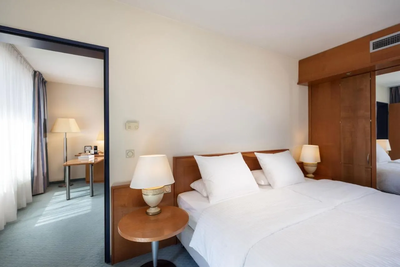 ****  Maritim Hotel Frankfurt Frankfurt am Main Germany